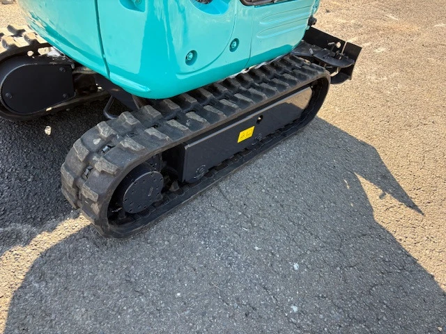 KUBOTA 久保田挖土機 U-008