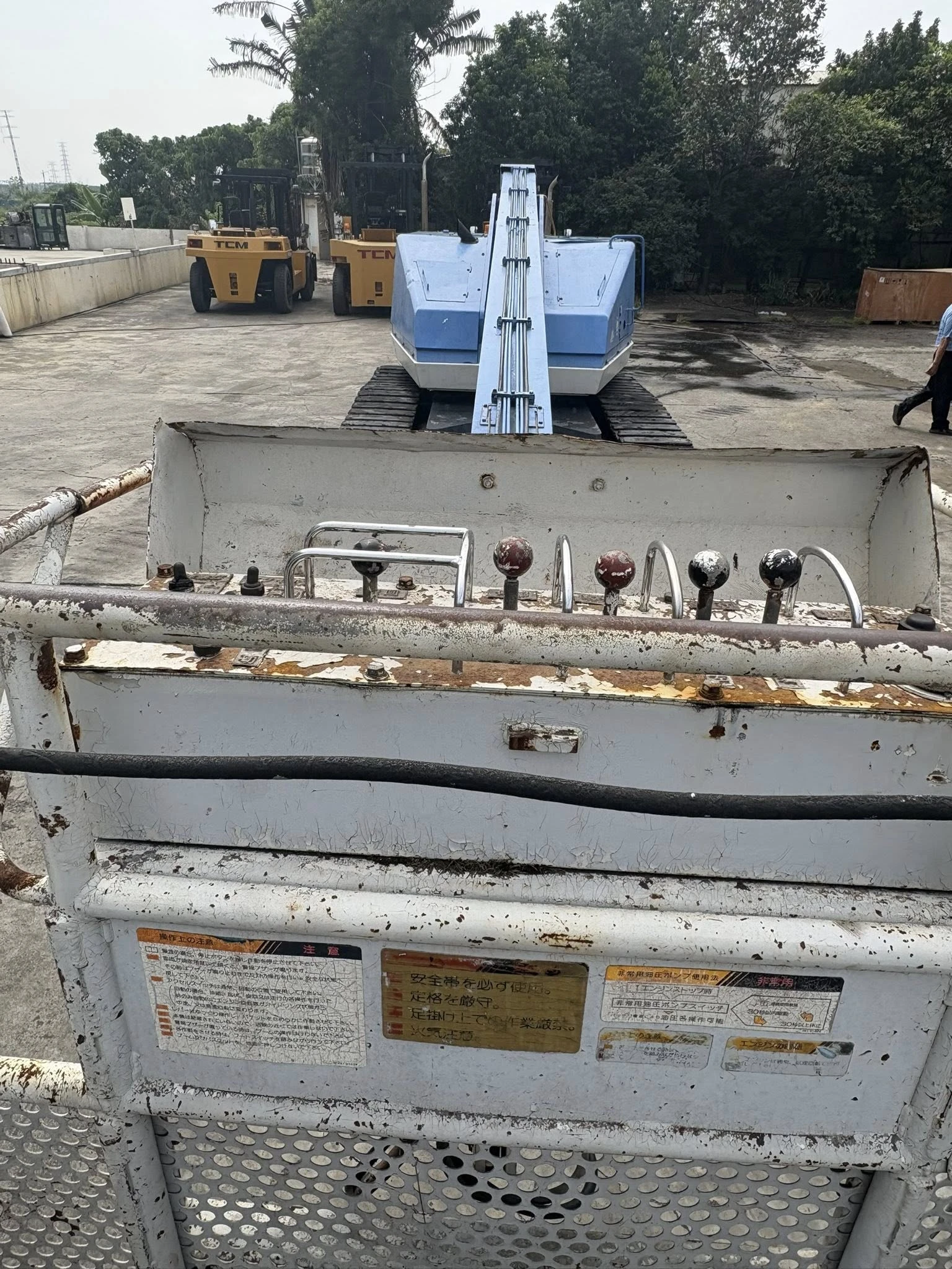 AICHI SR182 高空作業車