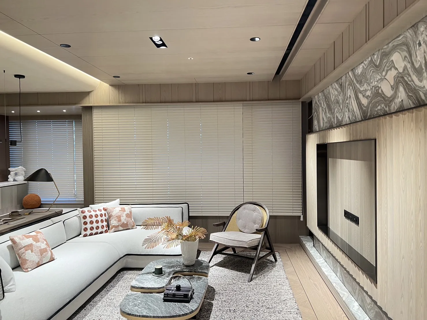 亞昕華威 實品屋