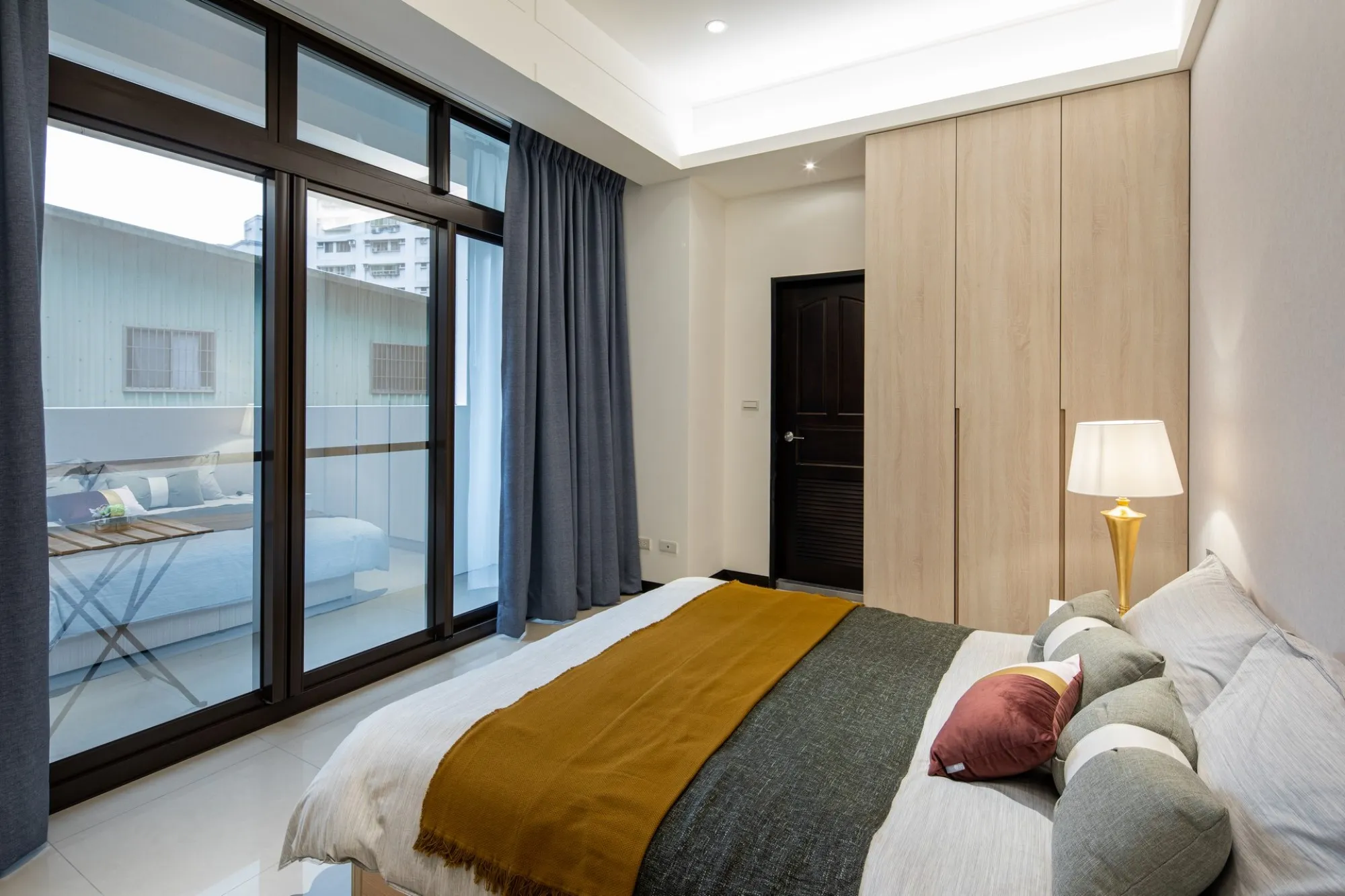 美麗國實品屋23號、77號、99號1樓