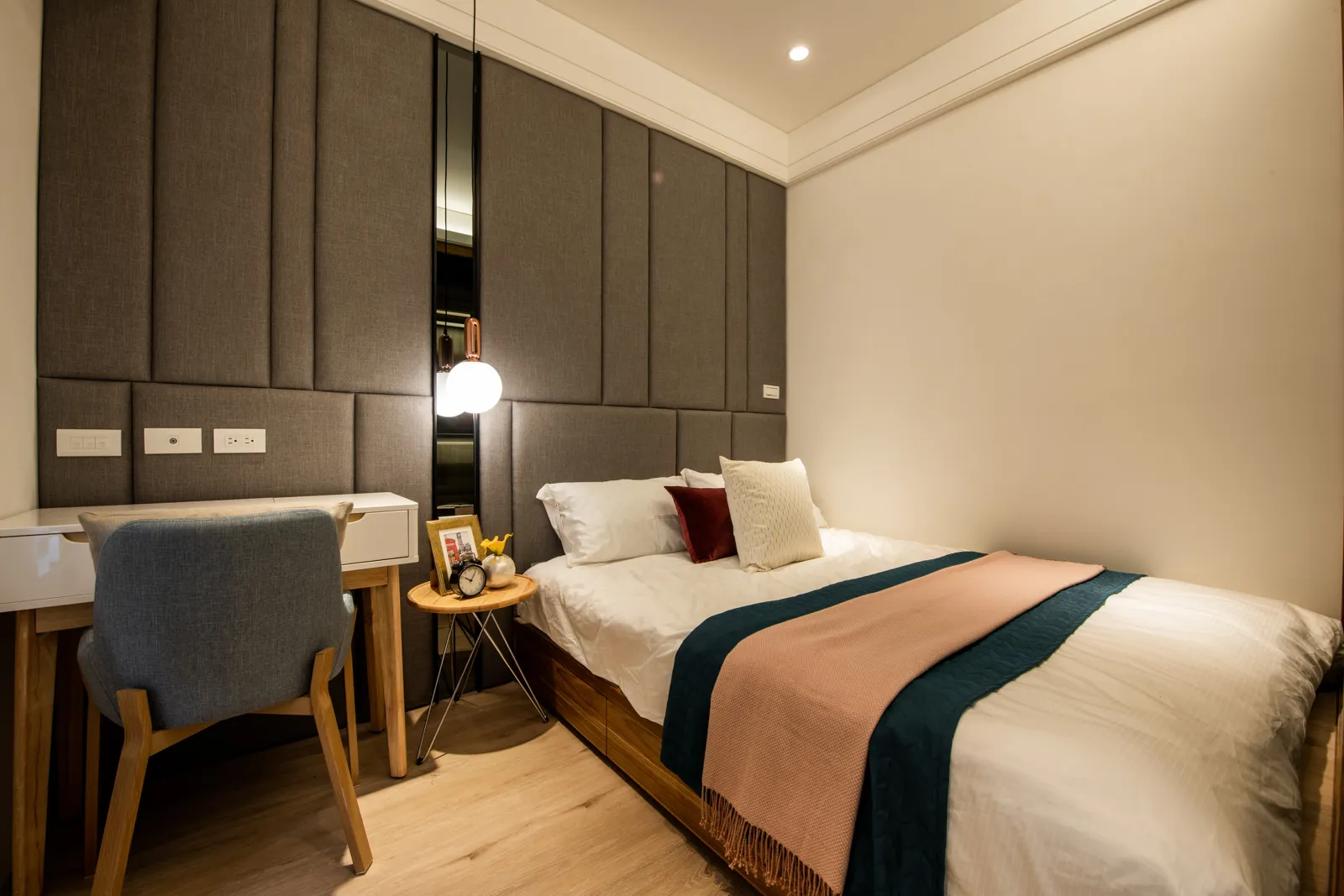 新板艾麗實品屋