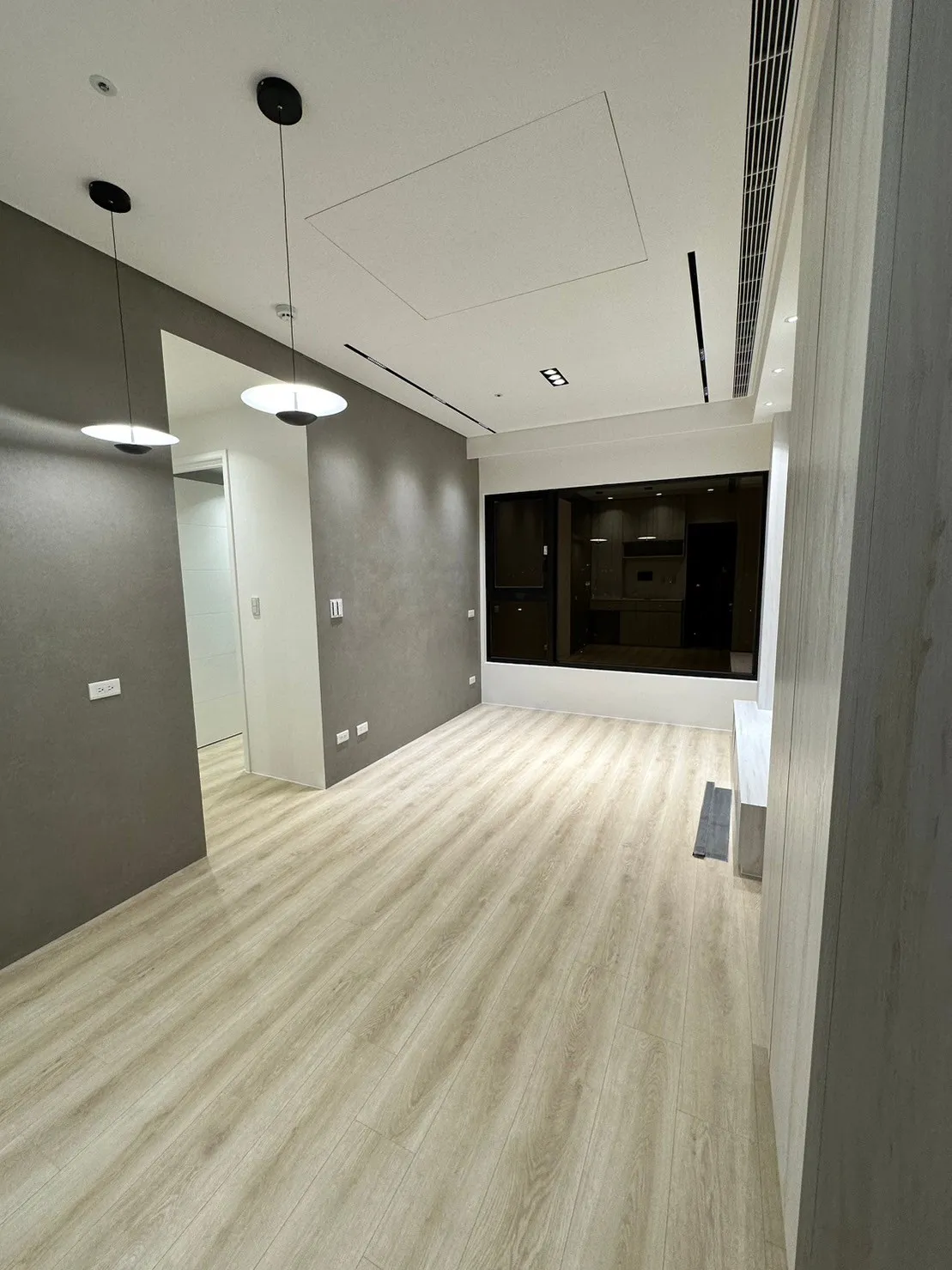 川悅15號24F 張宅