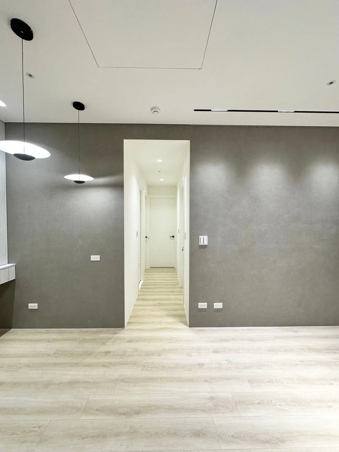 川悅15號24F 張宅