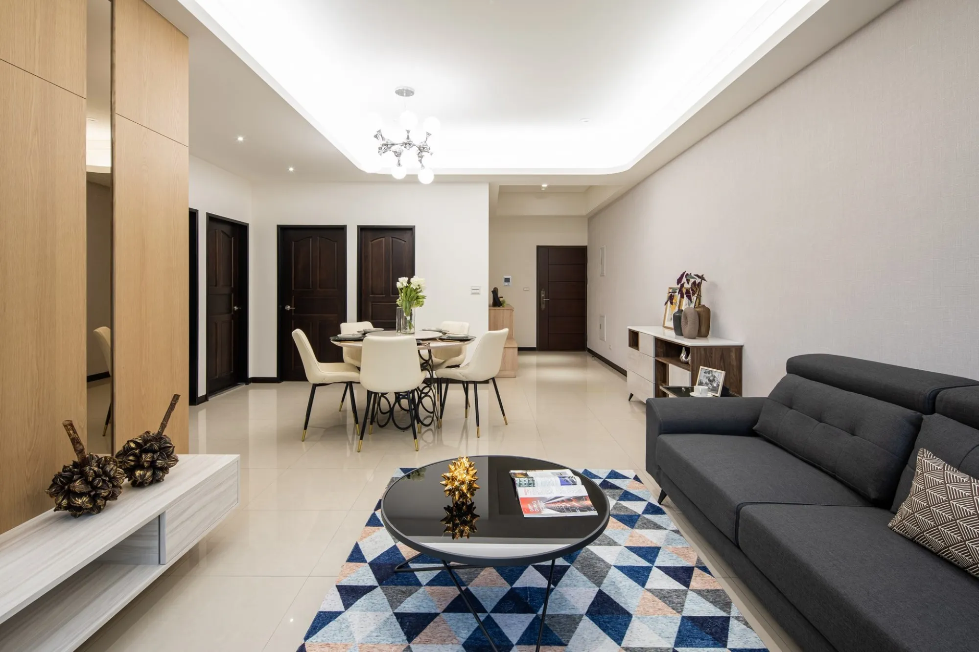 美麗國實品屋23號、77號、99號1樓