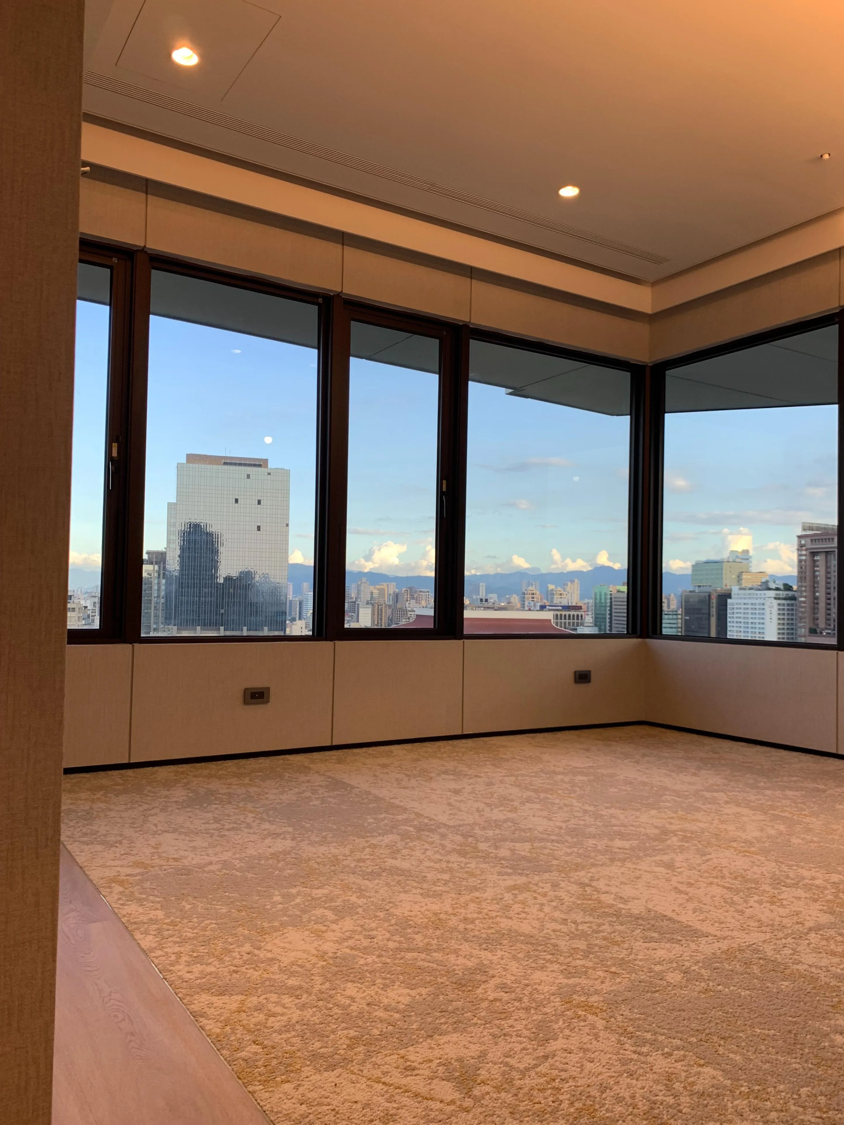 亞昕華威接待中心