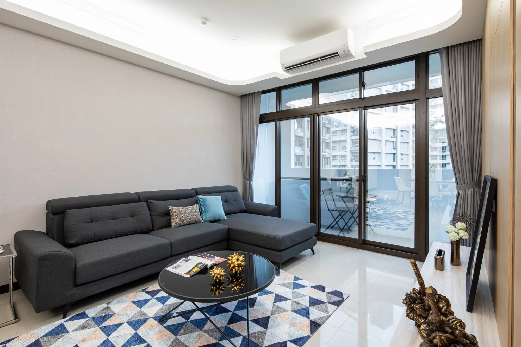 美麗國實品屋23號、77號、99號1樓