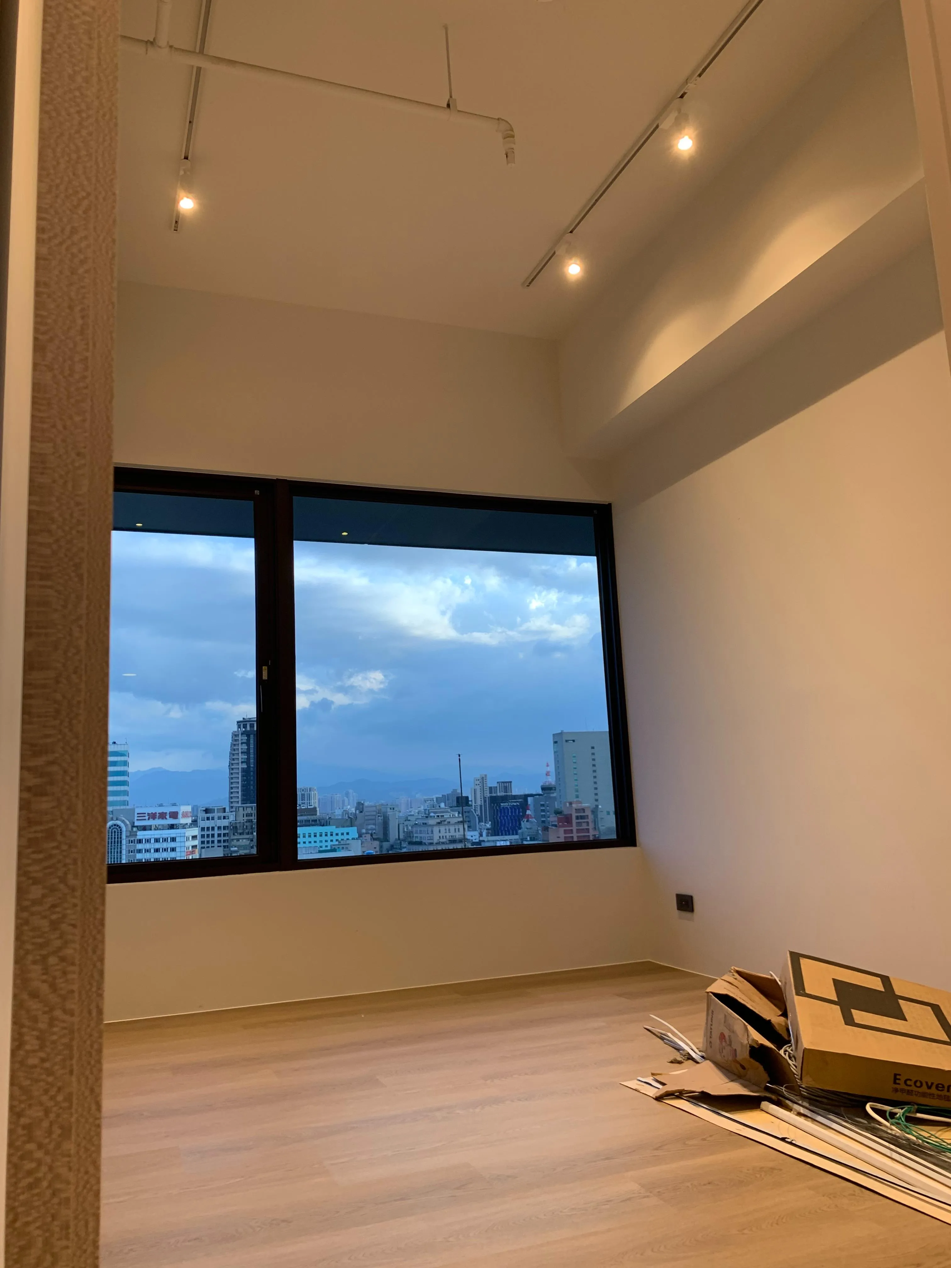 亞昕華威接待中心