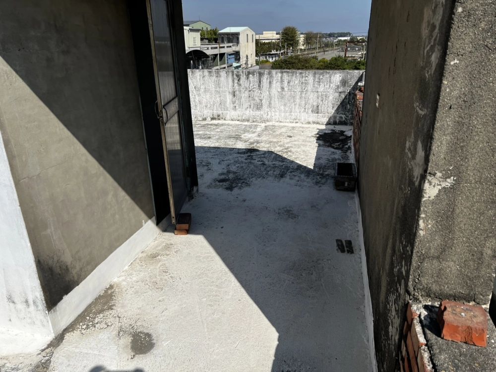 施工前頂樓現狀