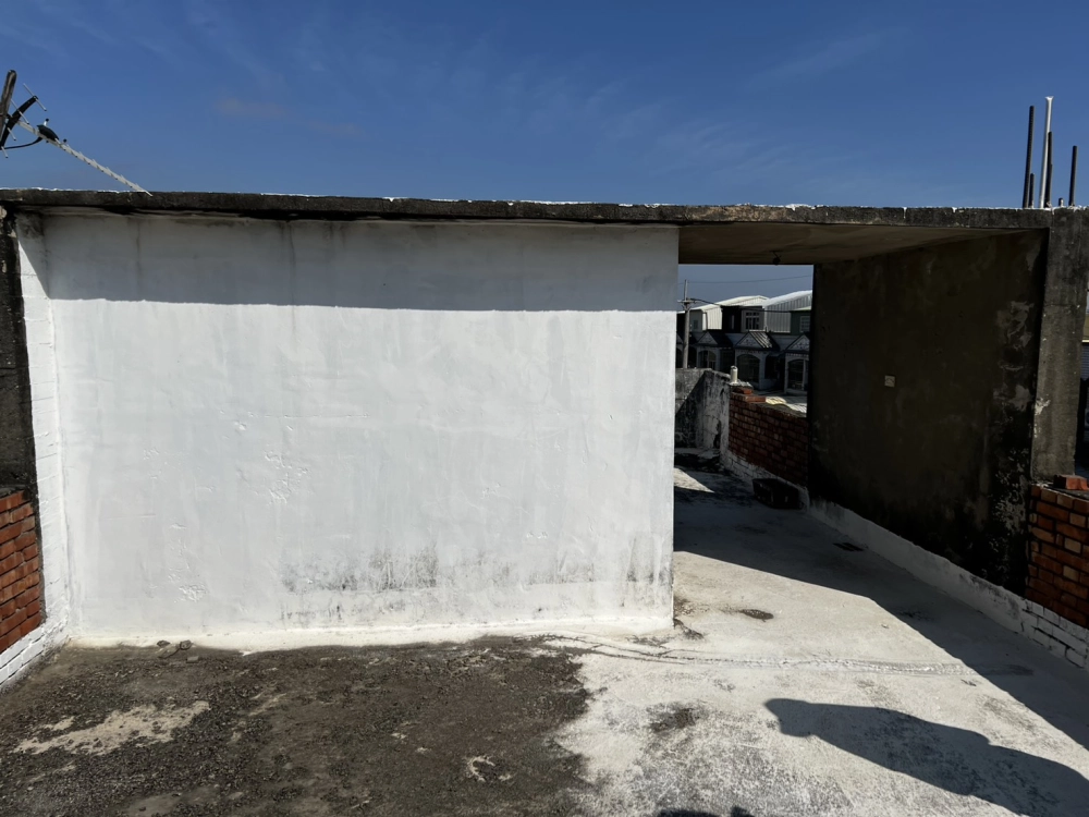 施工前頂樓現狀