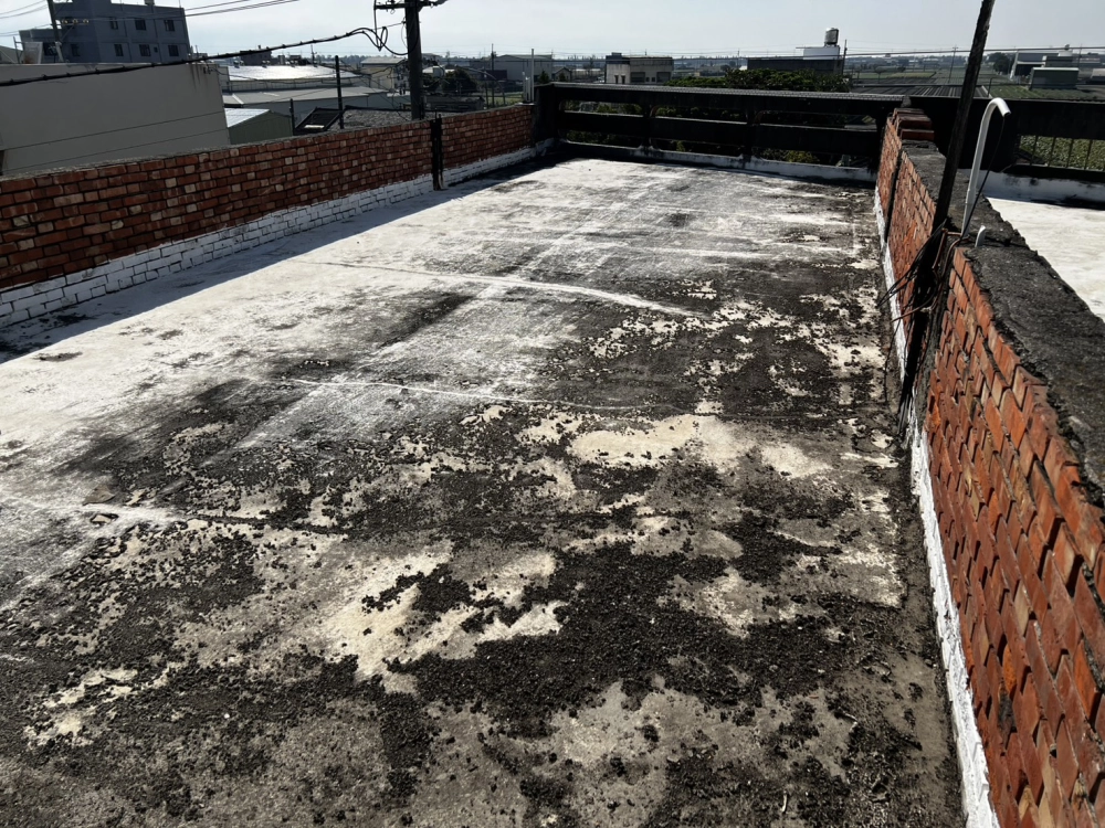 施工前頂樓現狀