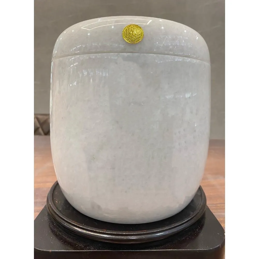 雪花白玉