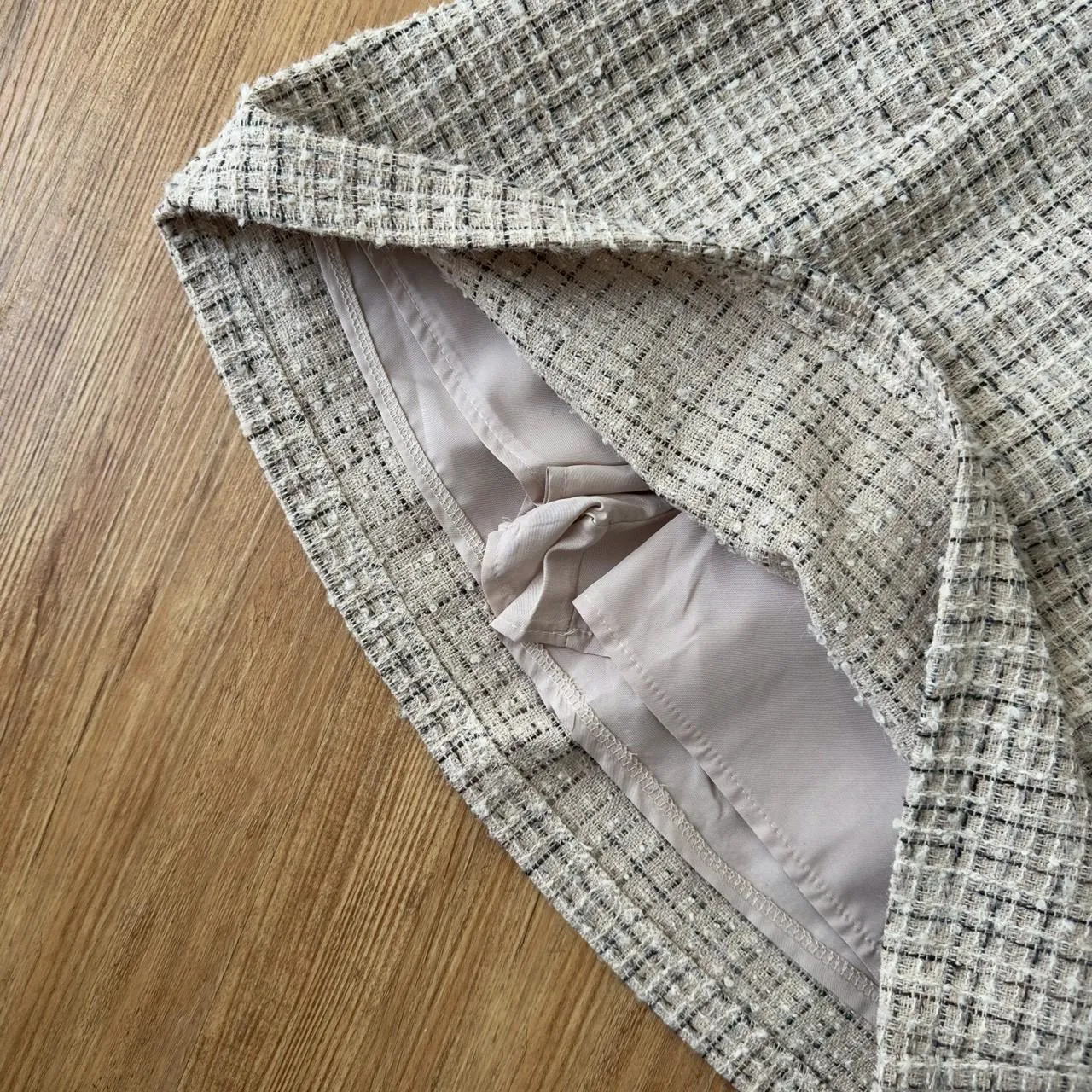 小香風毛呢短裙