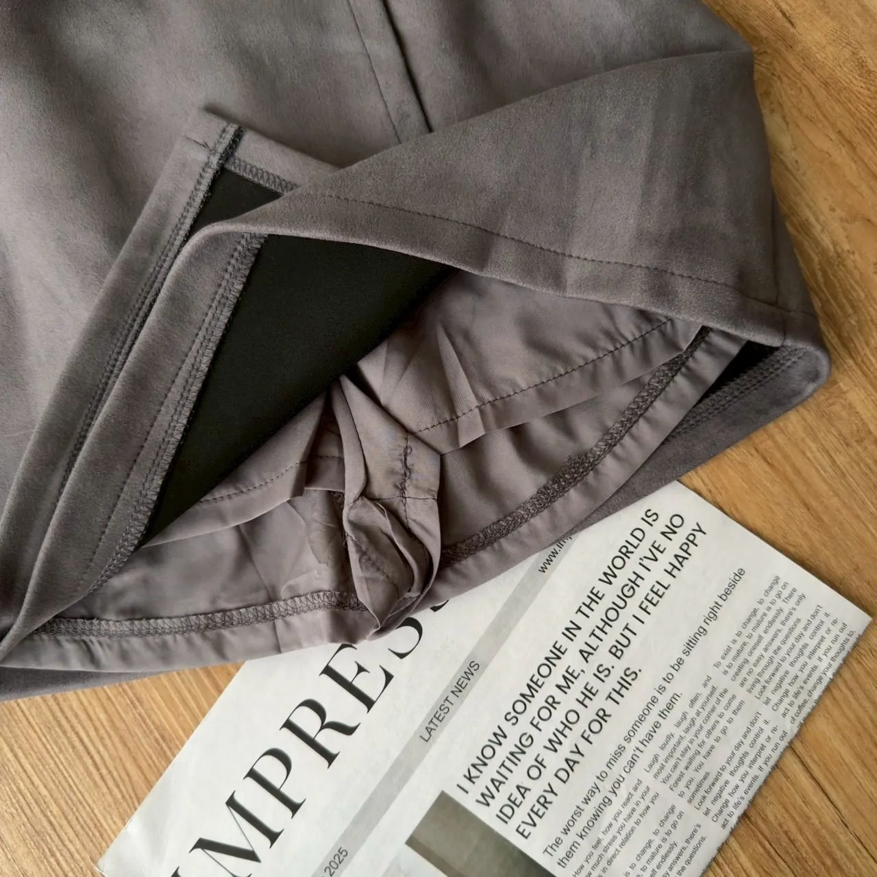 鹿皮絨一片短褲裙