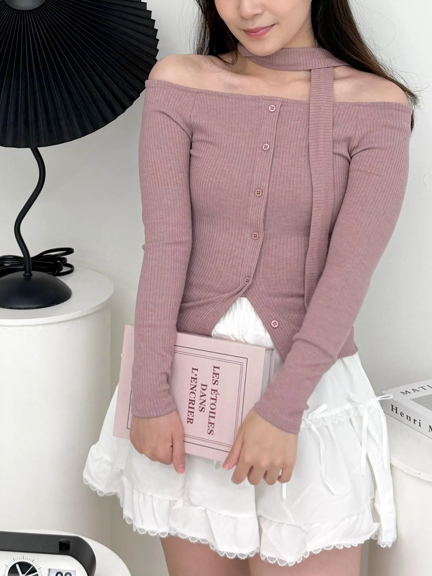 正韓平口附圍巾針織排扣套裝