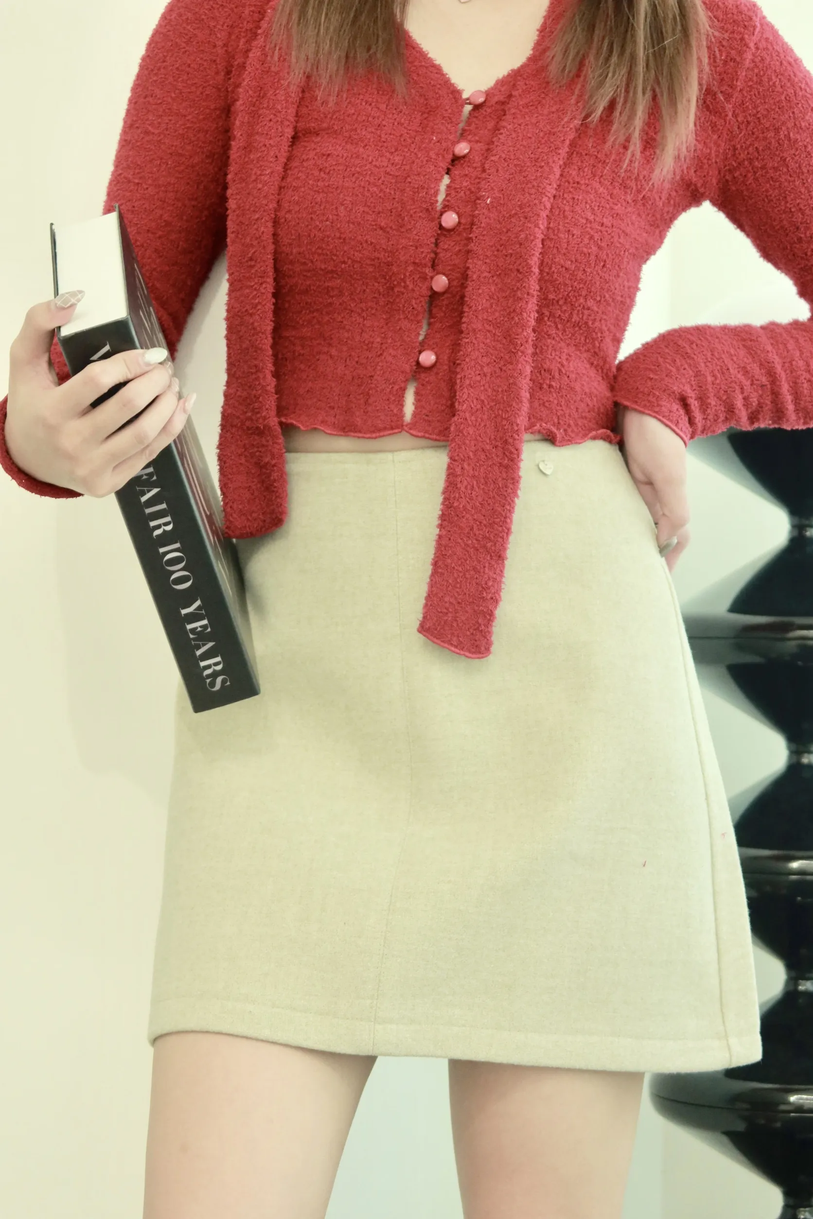 毛呢短款愛心鐵標半身裙