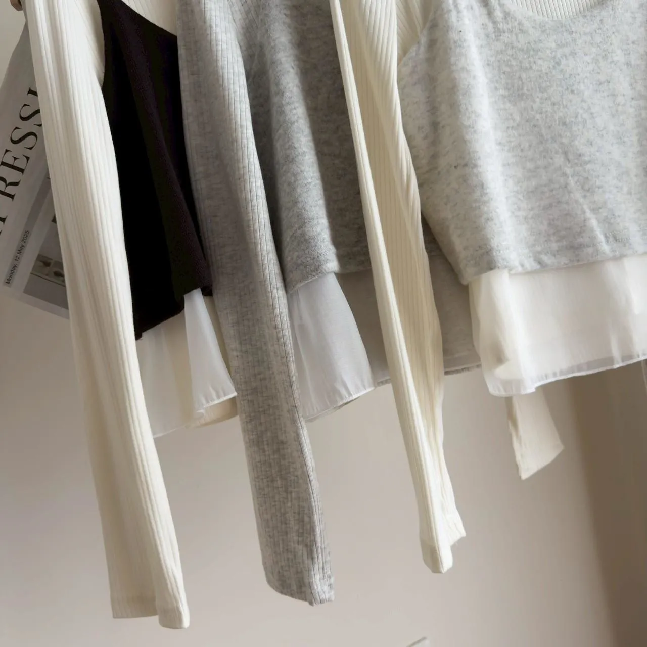 細肩V領兩件式上衣