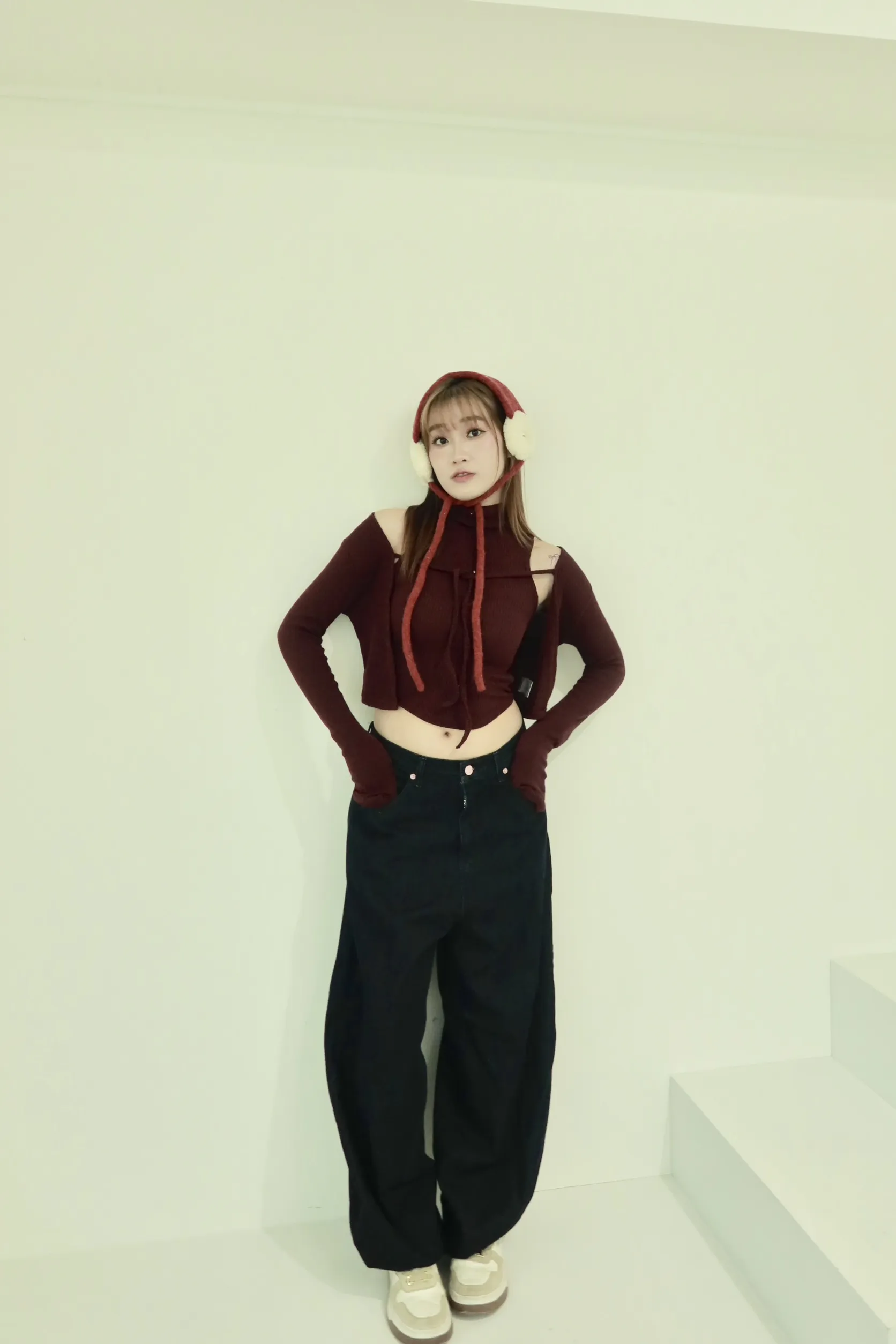 正韓黑粉刺繡氣球寬腿褲