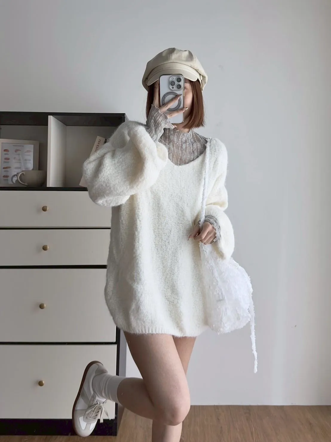 波浪蕾絲透紗打底衣