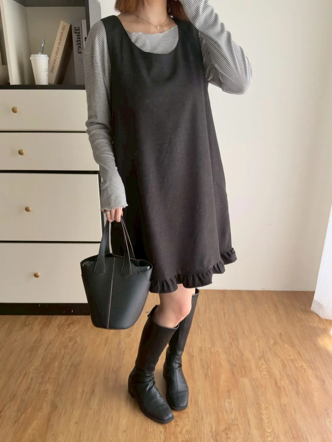 細格內搭➕毛呢下荷葉背心短洋