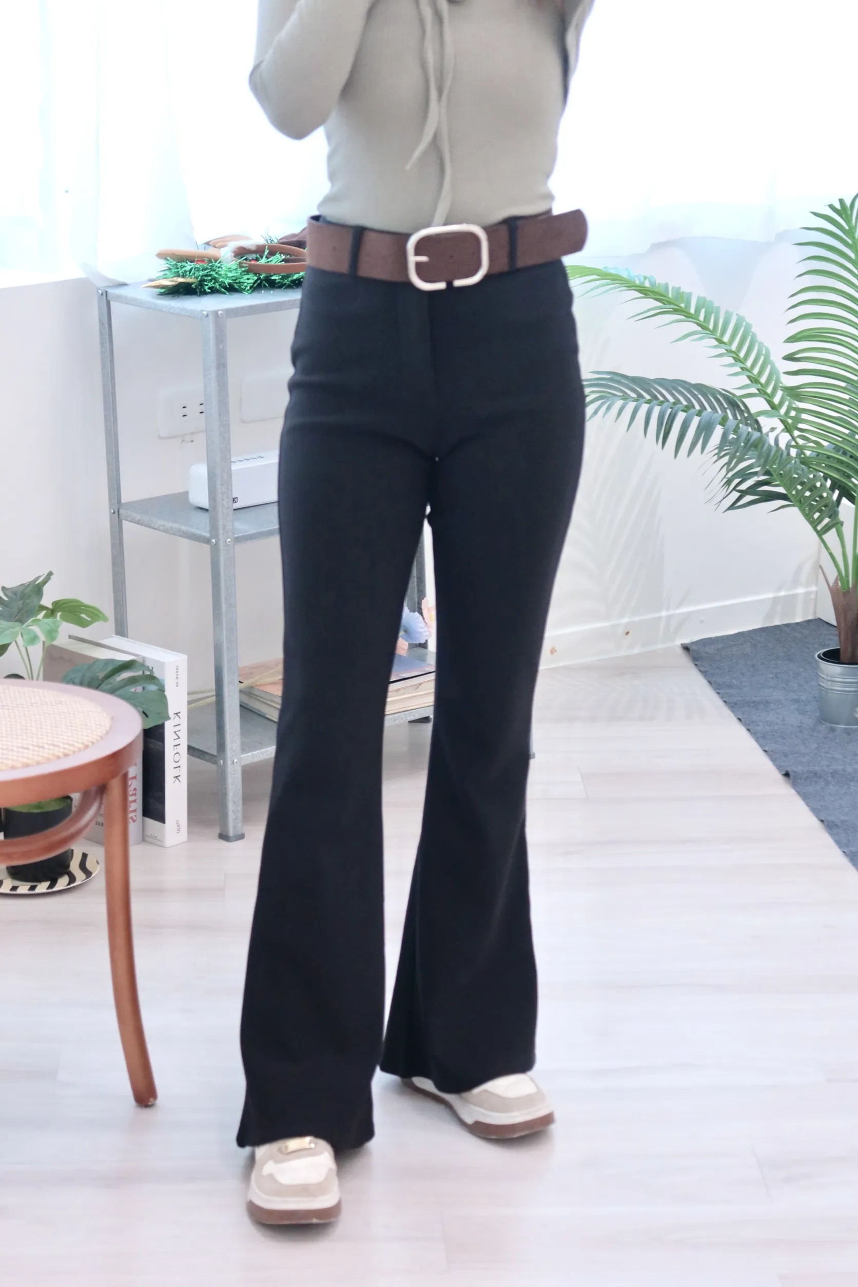 高腰顯瘦微喇加絨加厚神褲（配腰帶）