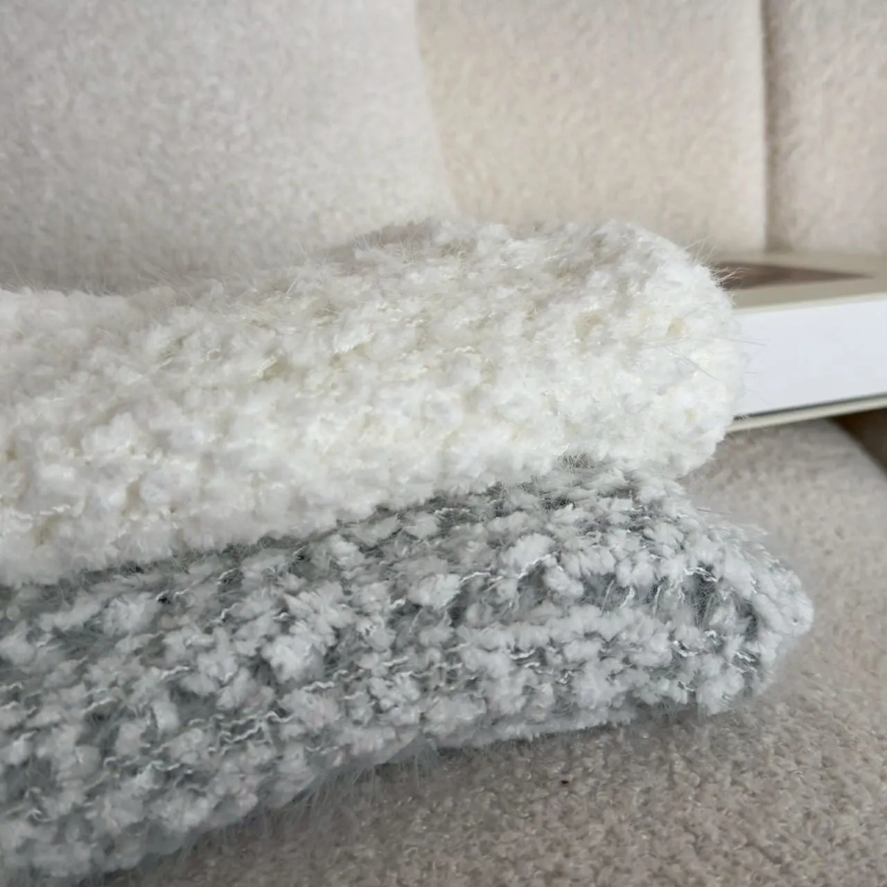 奶糯糯小格洞短板毛衣