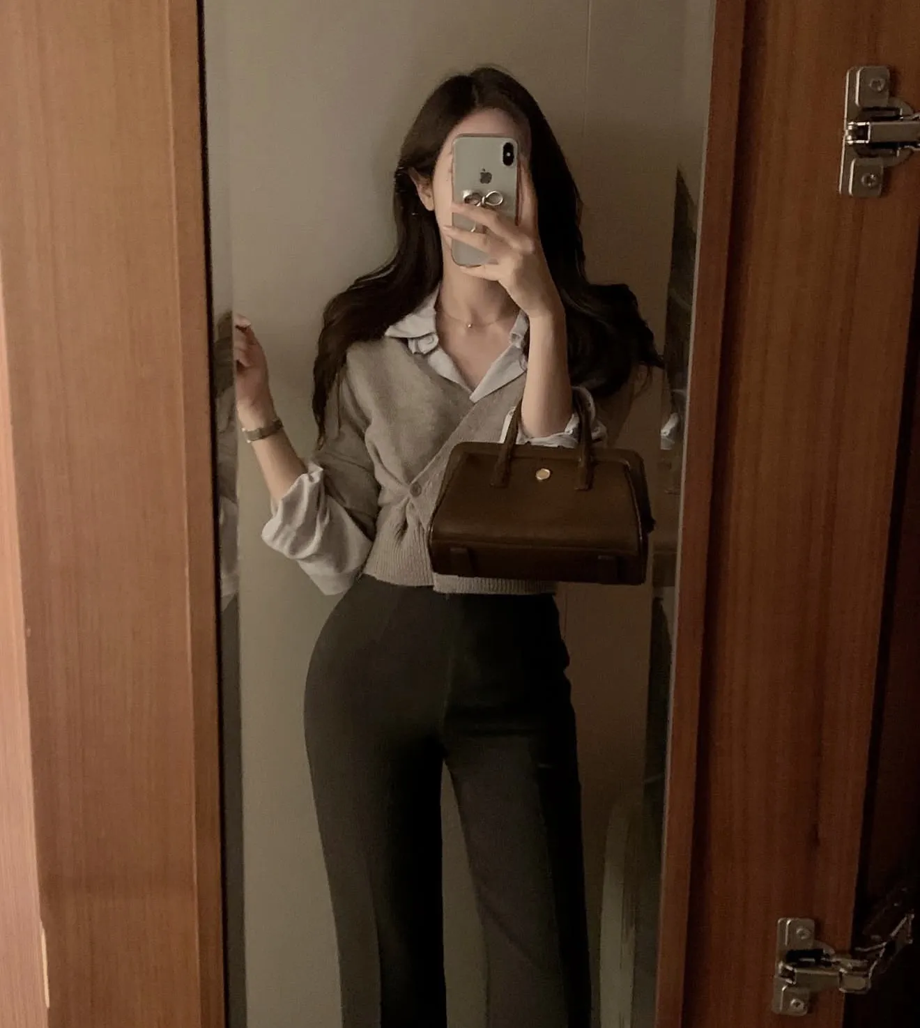 正韓羊毛端莊雙向蓬鬆開衫