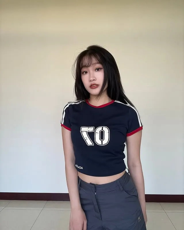 美式復古拼接修身顯瘦百搭上衣