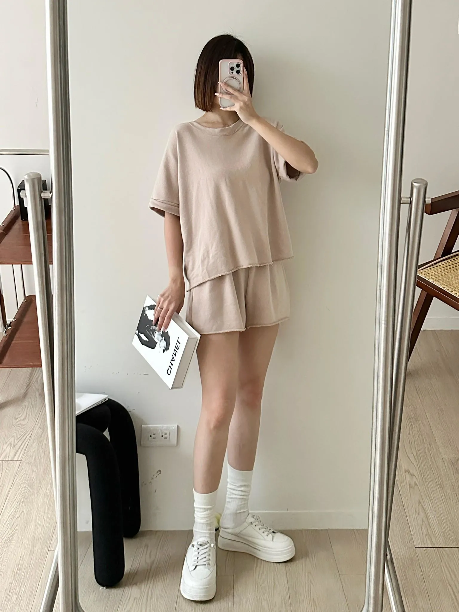 韓系反折袖捲邊上衣➕短褲套裝
