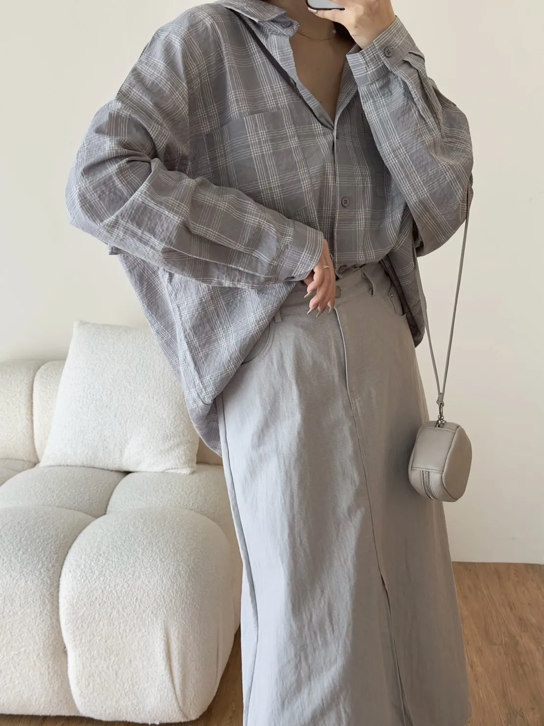 雙V領後綁結格子襯衫