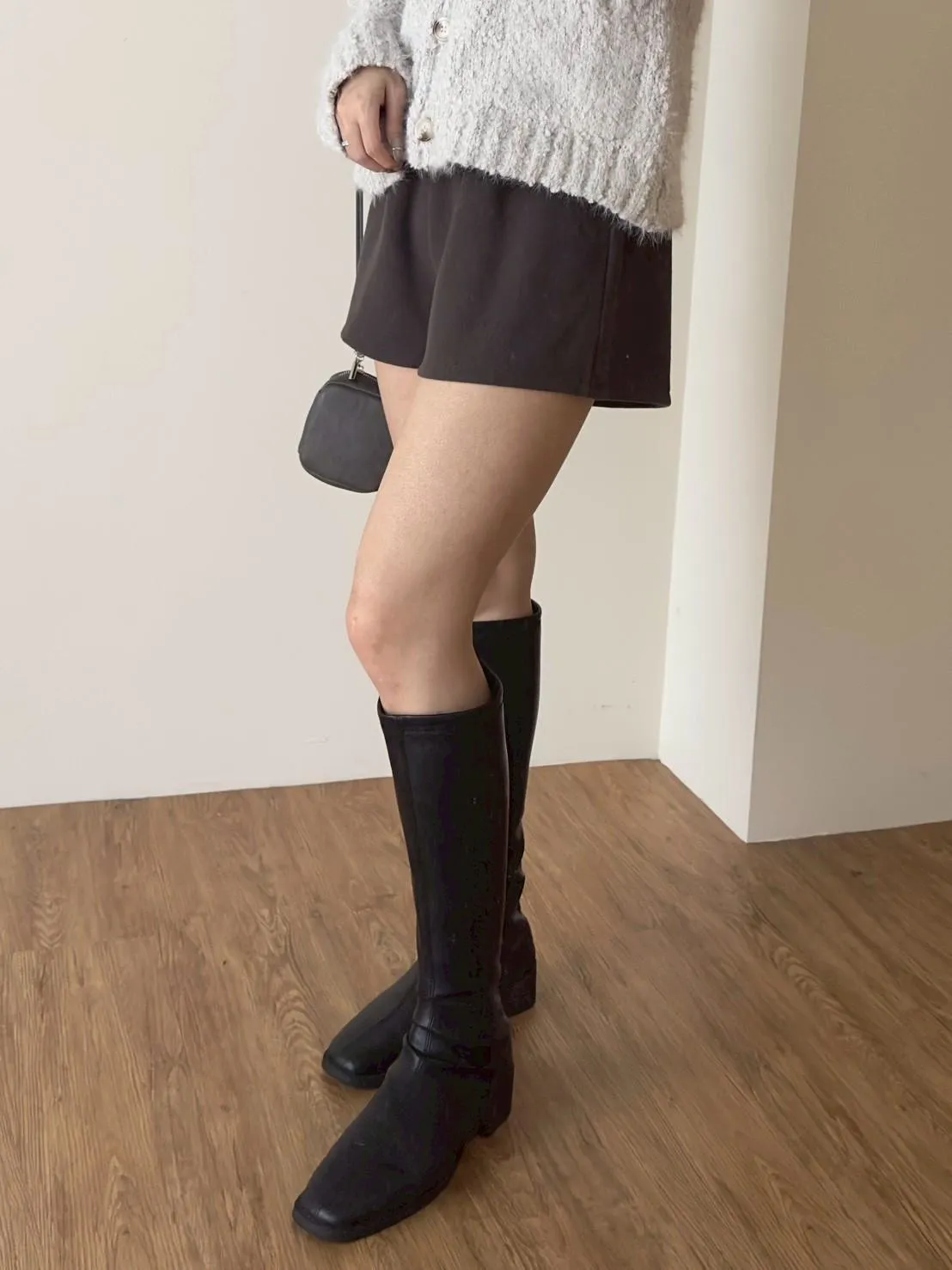 羊絨鬆緊短褲