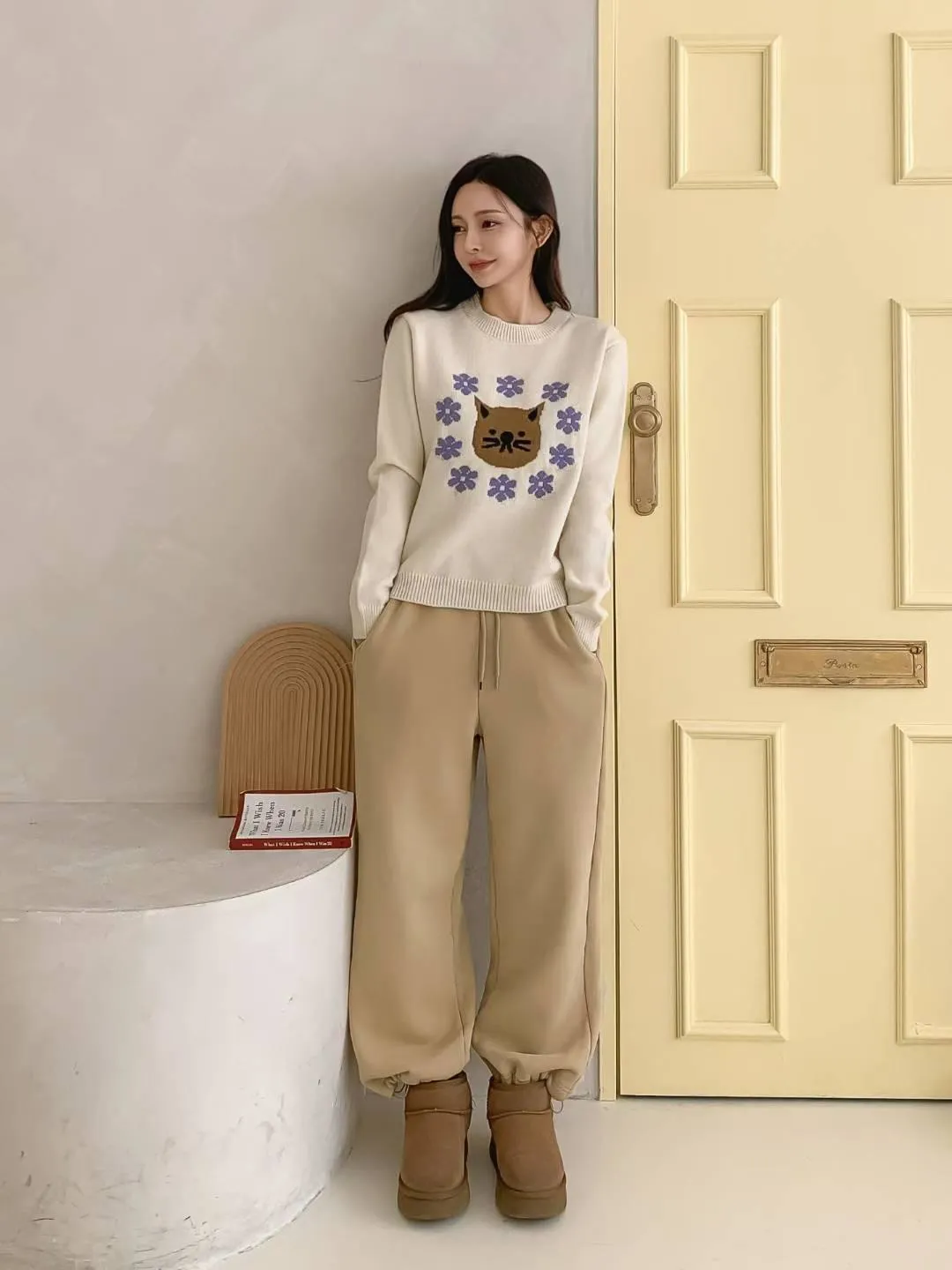 正韓花圈貓咪毛衣