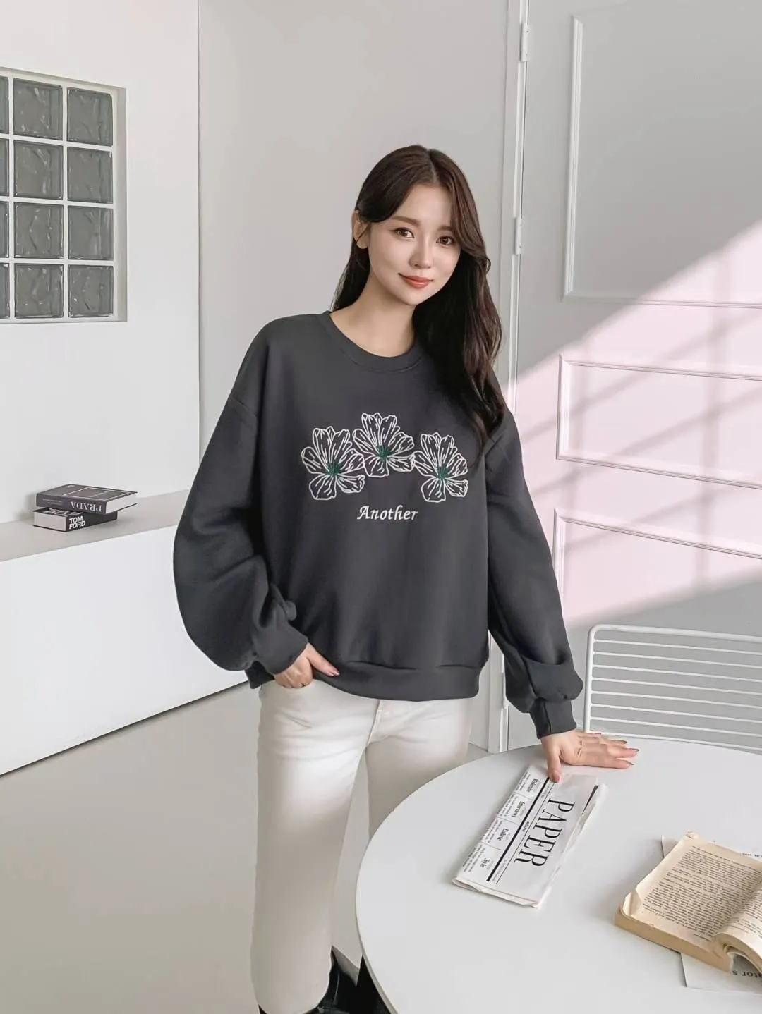 正韓刺繡刷毛大學T