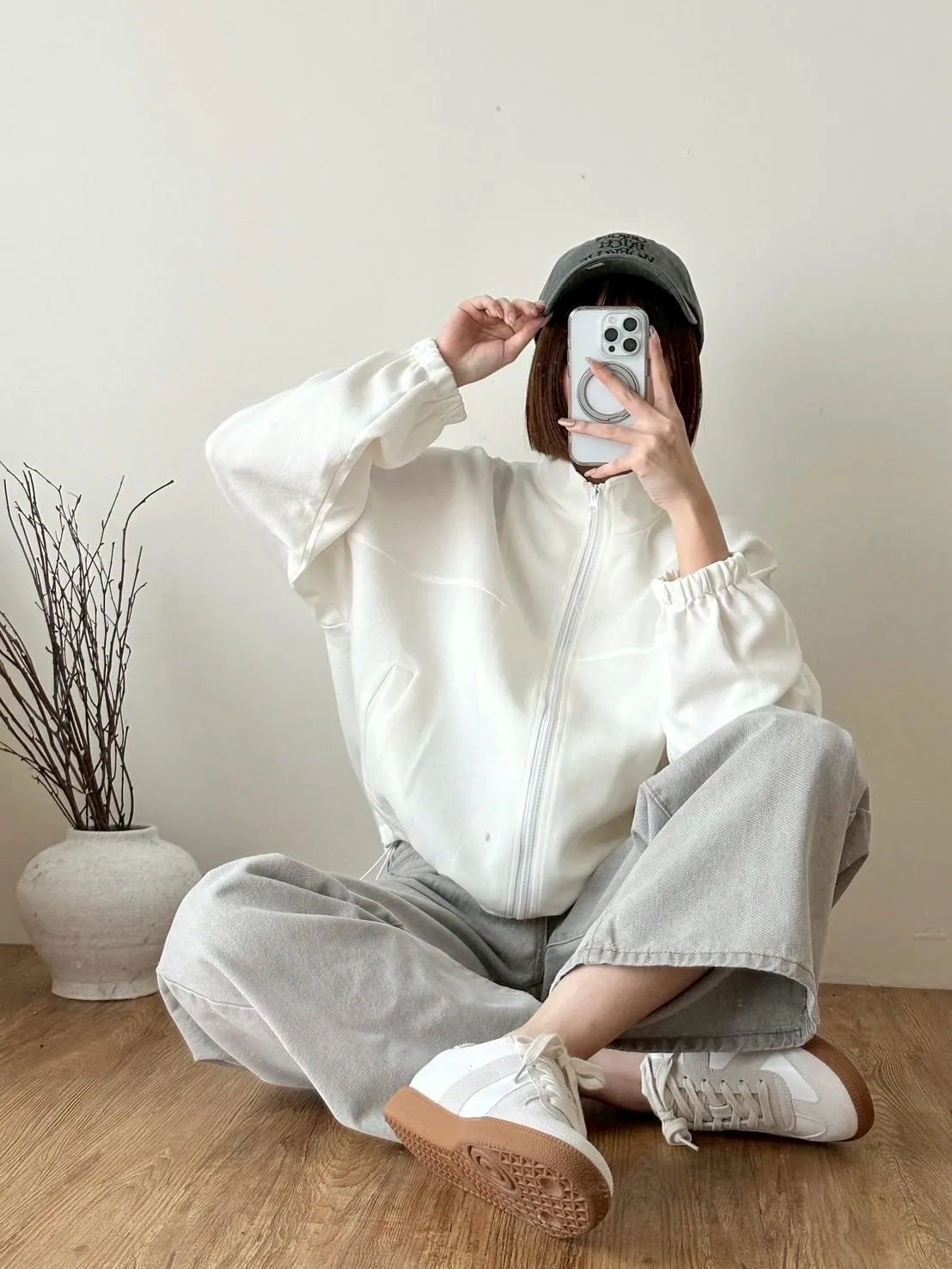 麻棉抽繩縮口拉鍊外套