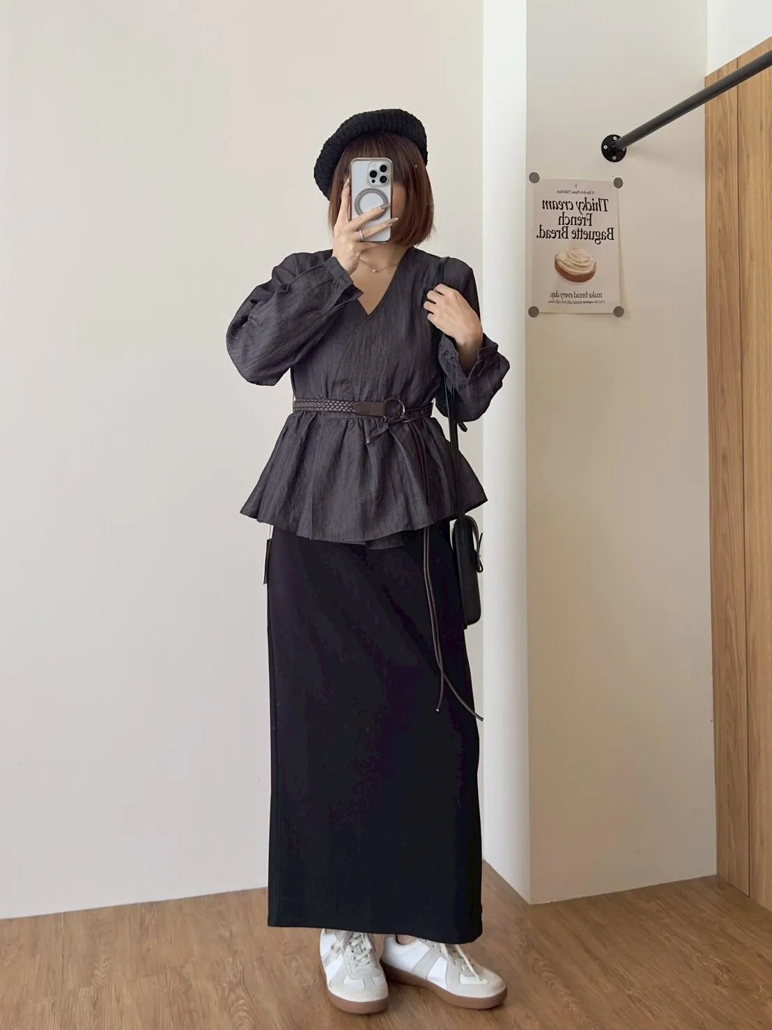 羊絨後開衩中長裙