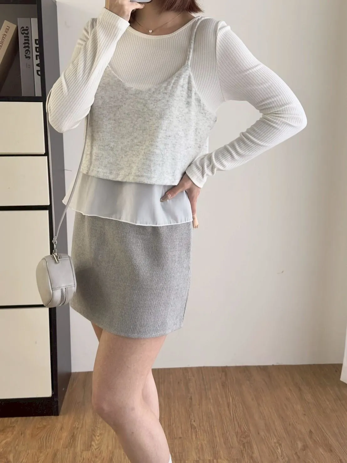 細肩V領兩件式上衣