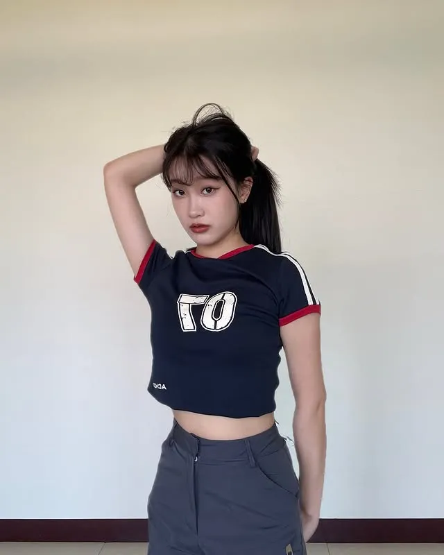 美式復古拼接修身顯瘦百搭上衣