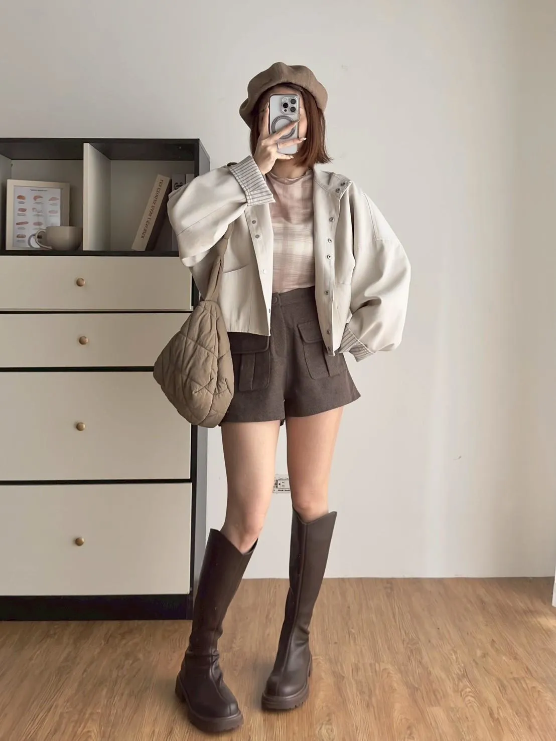 包釦立體口袋毛料短褲