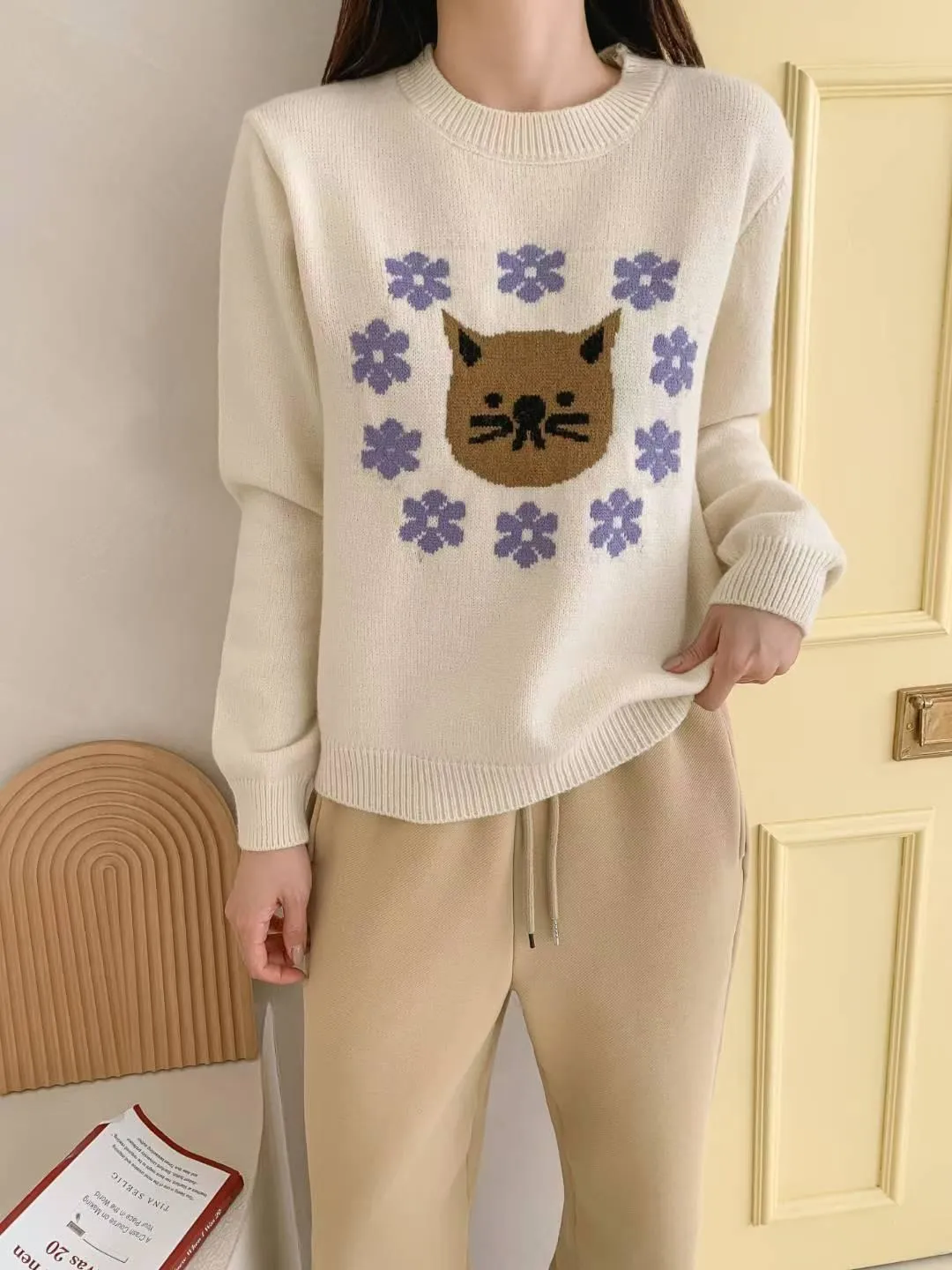 正韓花圈貓咪毛衣