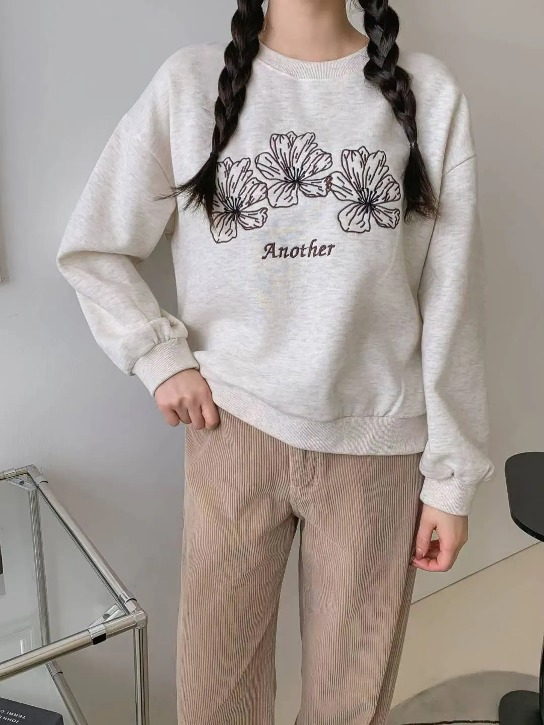 正韓刺繡刷毛大學T