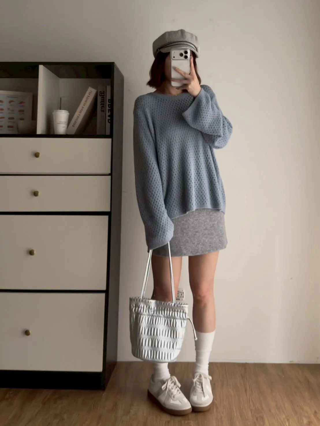 奶糯糯洞洞毛衣