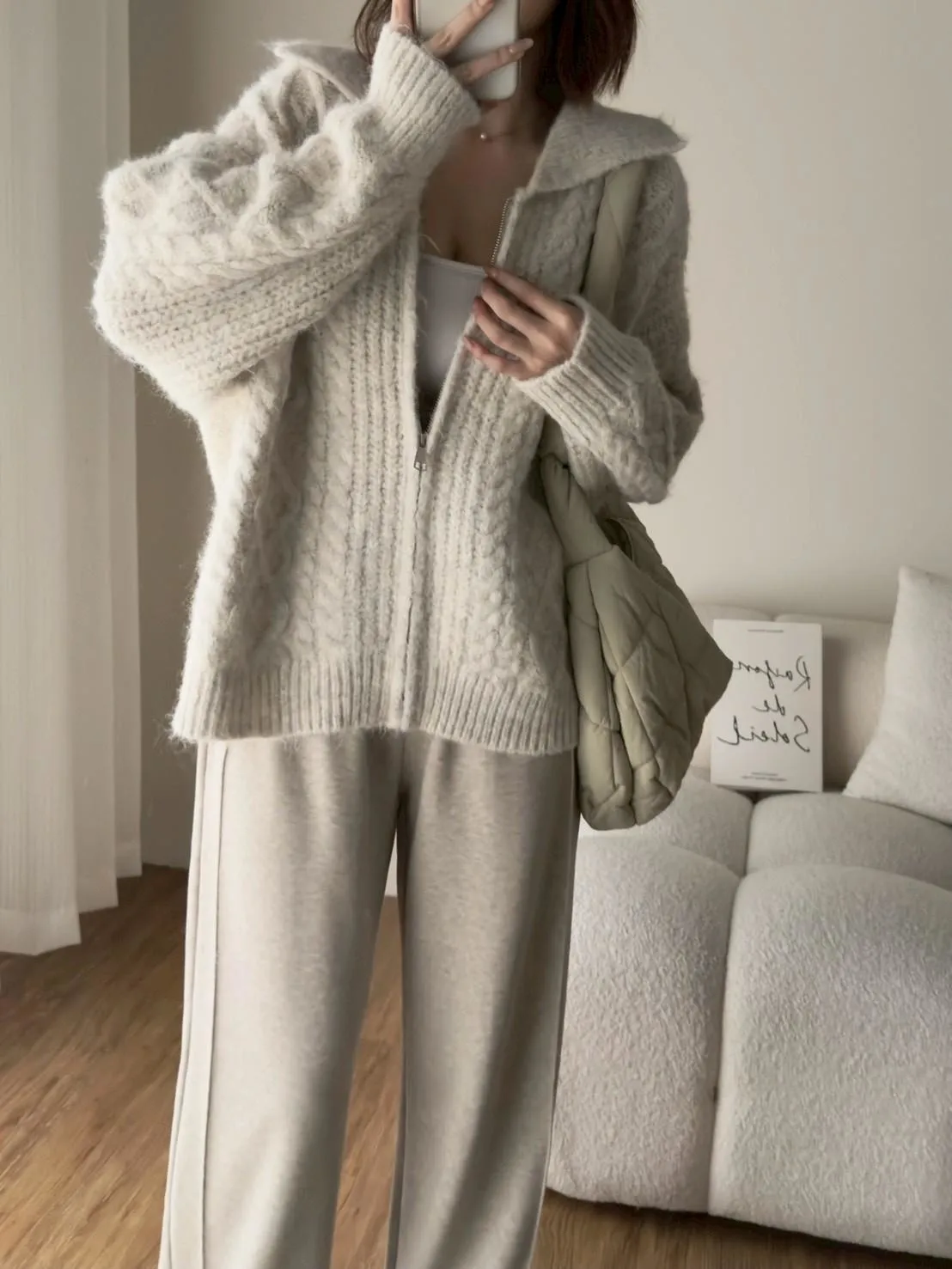 質感奶糯麻花拉鍊毛衣外套