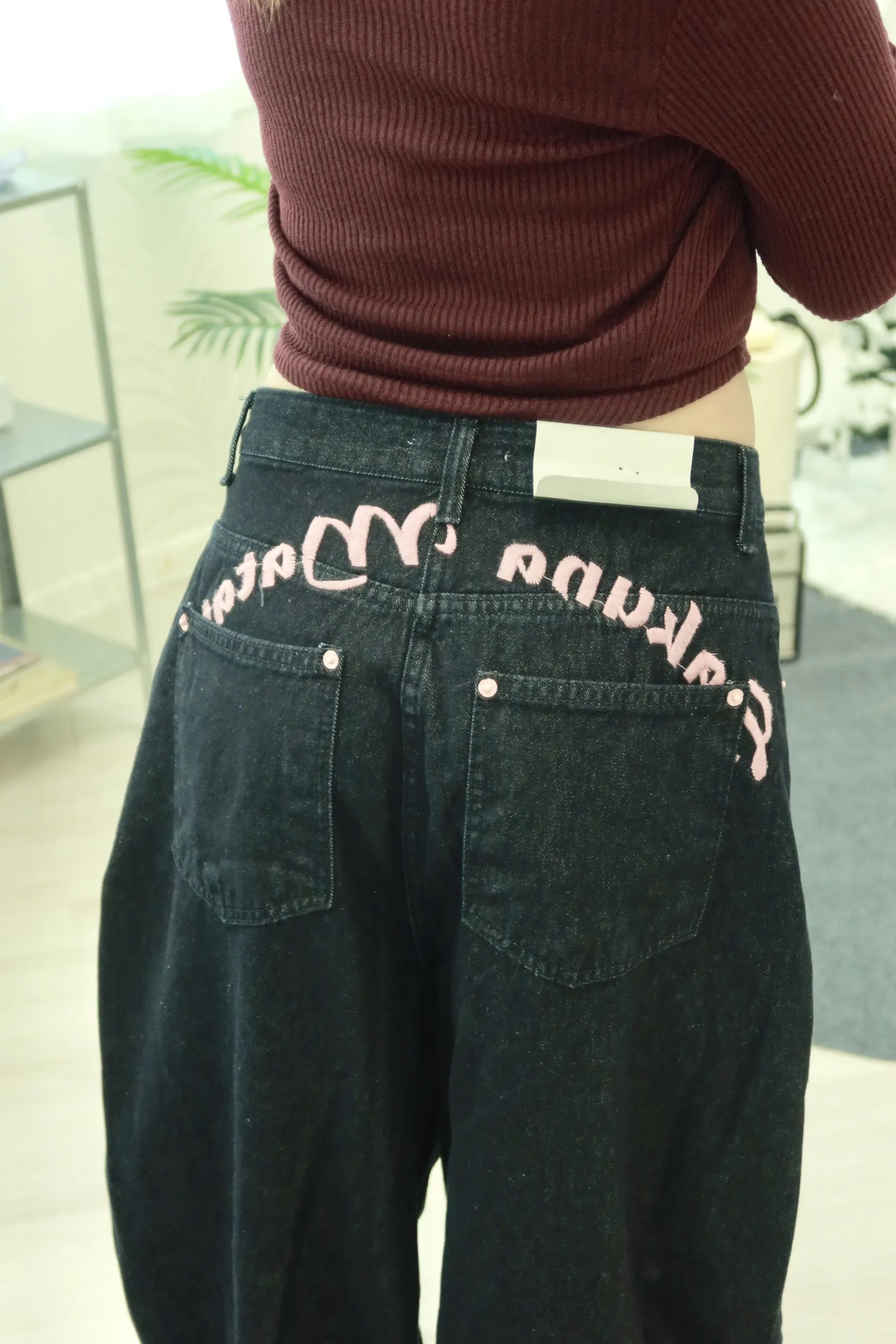 正韓黑粉刺繡氣球寬腿褲