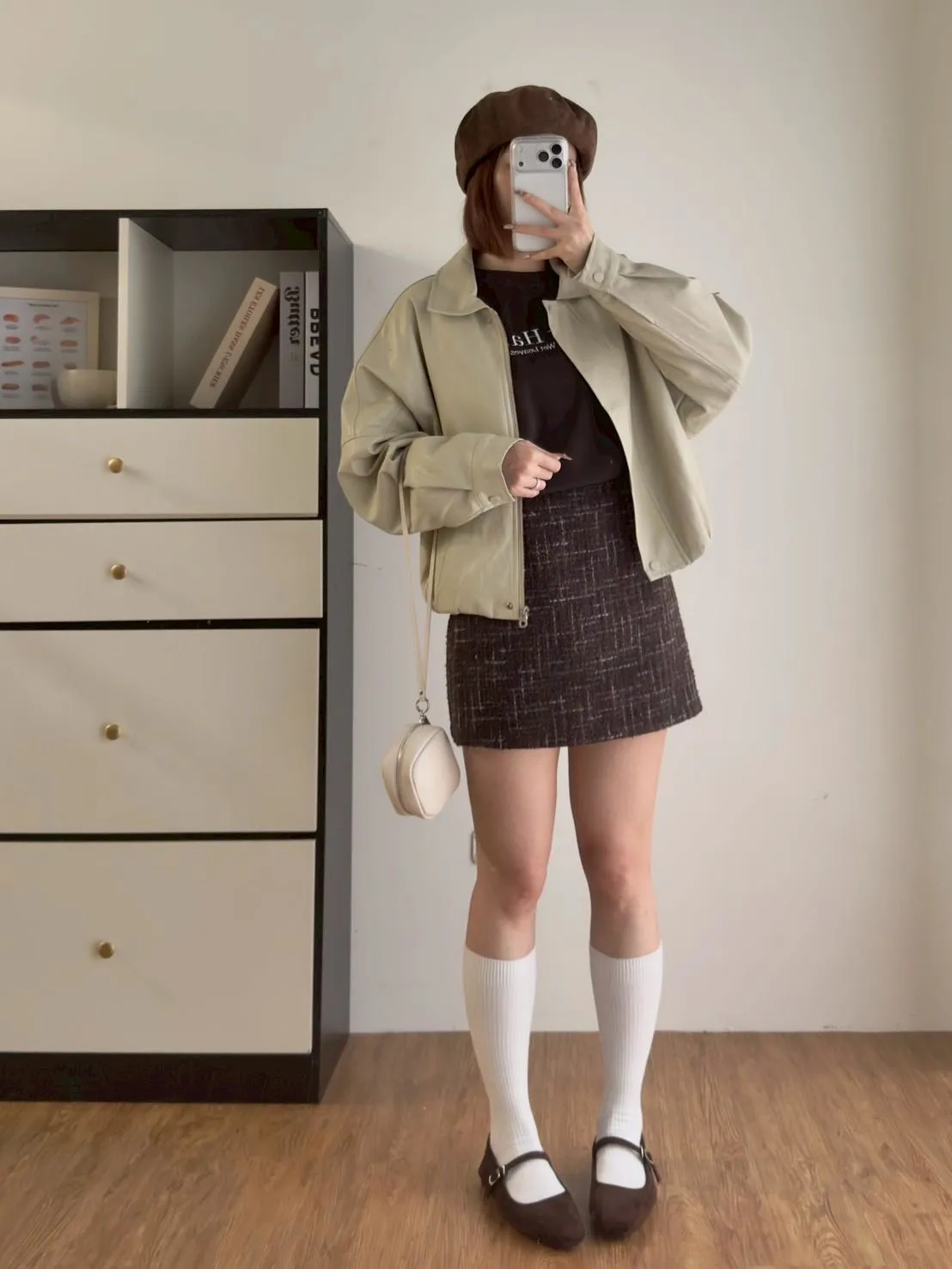 翻領拉鍊皮外套