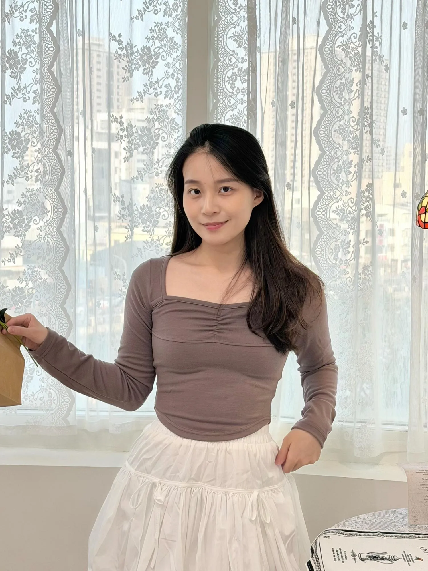 正韓貝拉前褶皺蝴蝶結上衣