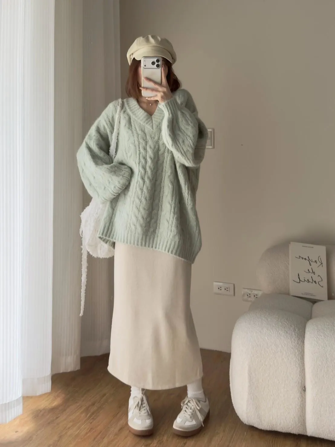 大版花苞袖V領麻花毛衣