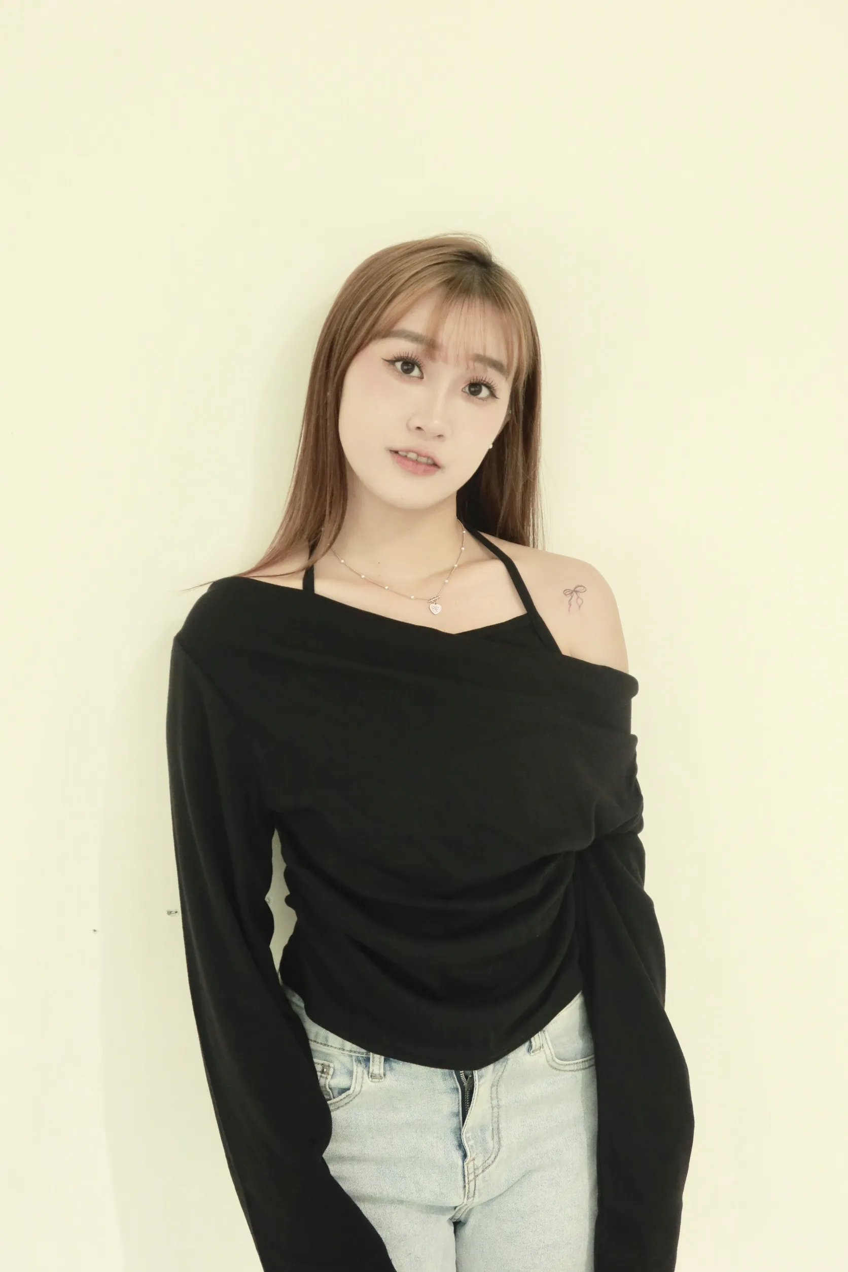 正韓無袖掛脖褶皺T恤