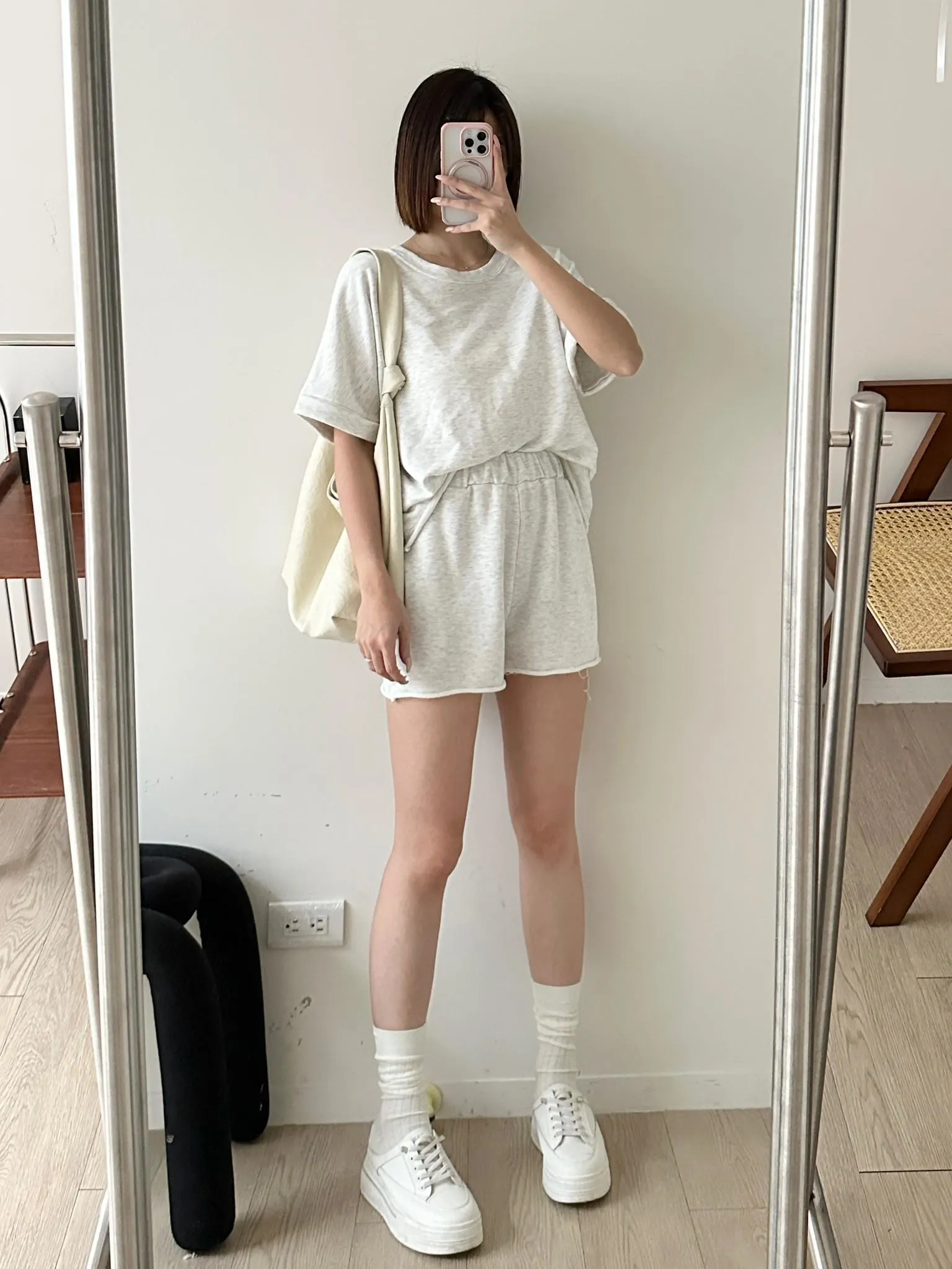 韓系反折袖捲邊上衣➕短褲套裝