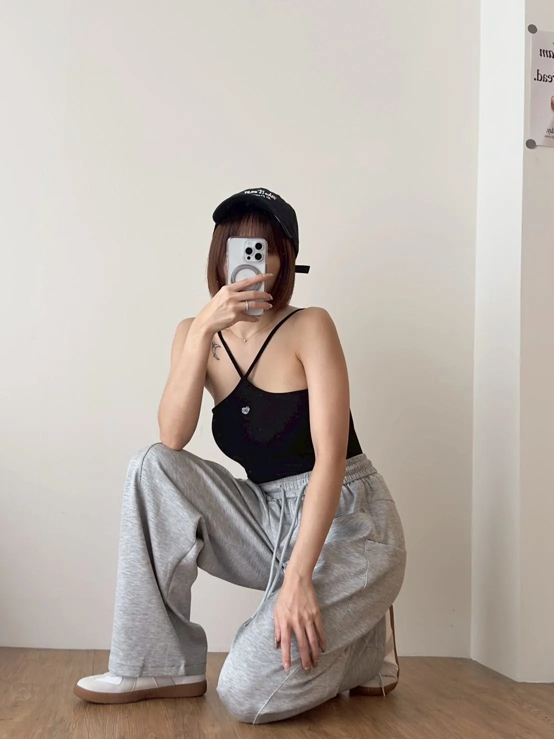 愛心標背心小可愛