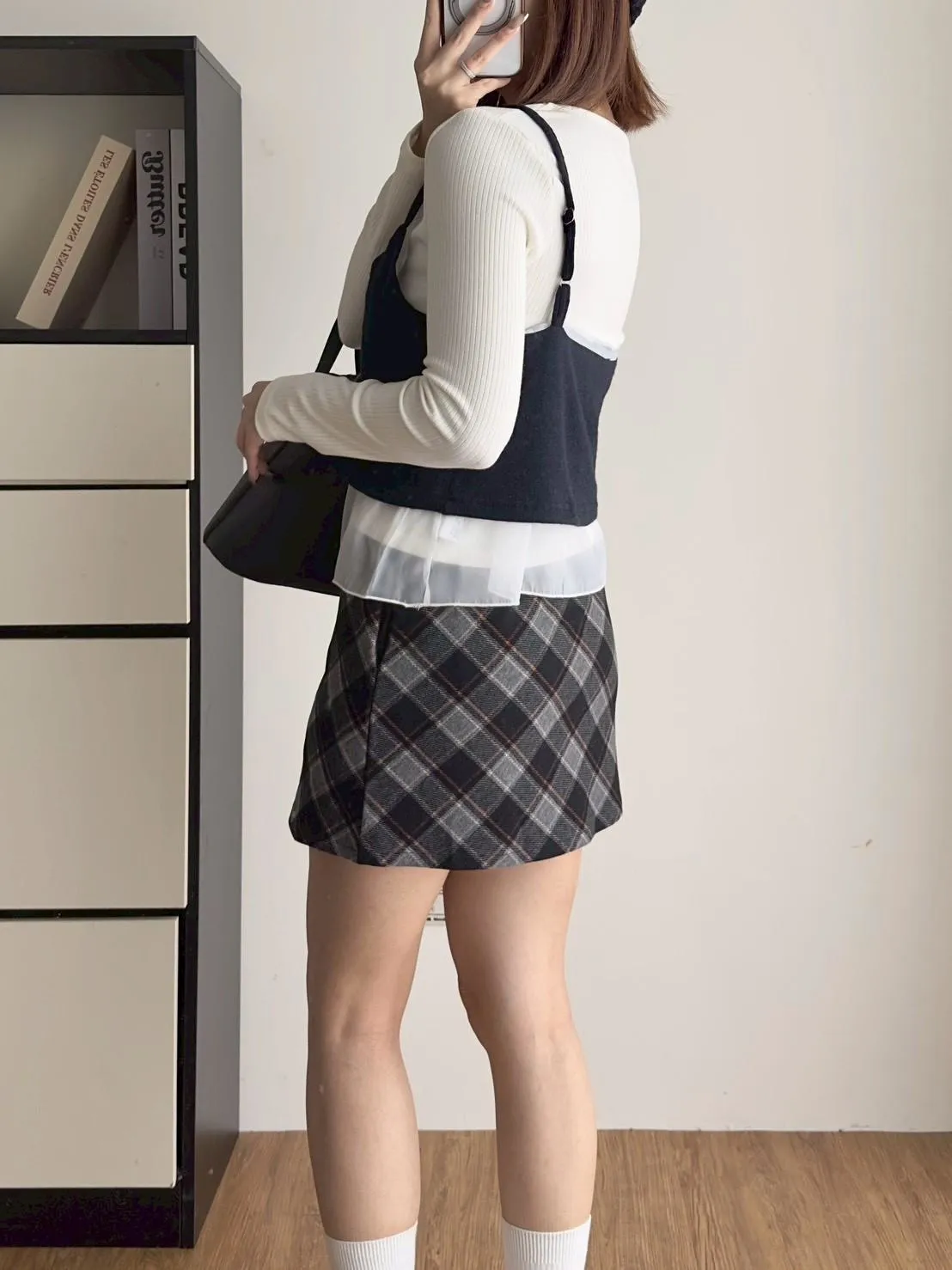 細肩V領兩件式上衣