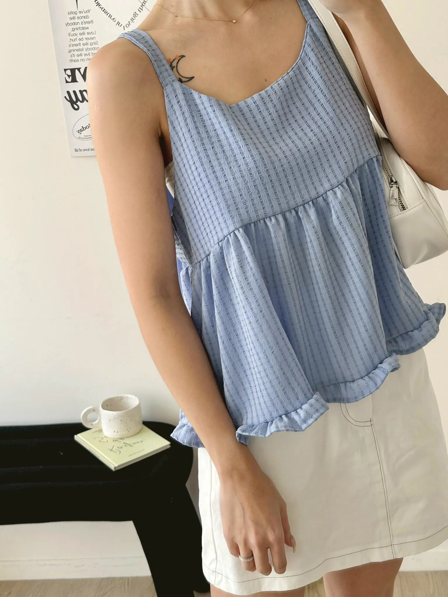 韓版早春款綁帶透透格紋面料荷葉背心